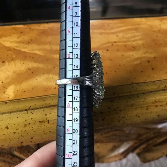 Natural Peridot Sterling Silver Cocktail Ring Size 7 - Picture 8 of 8